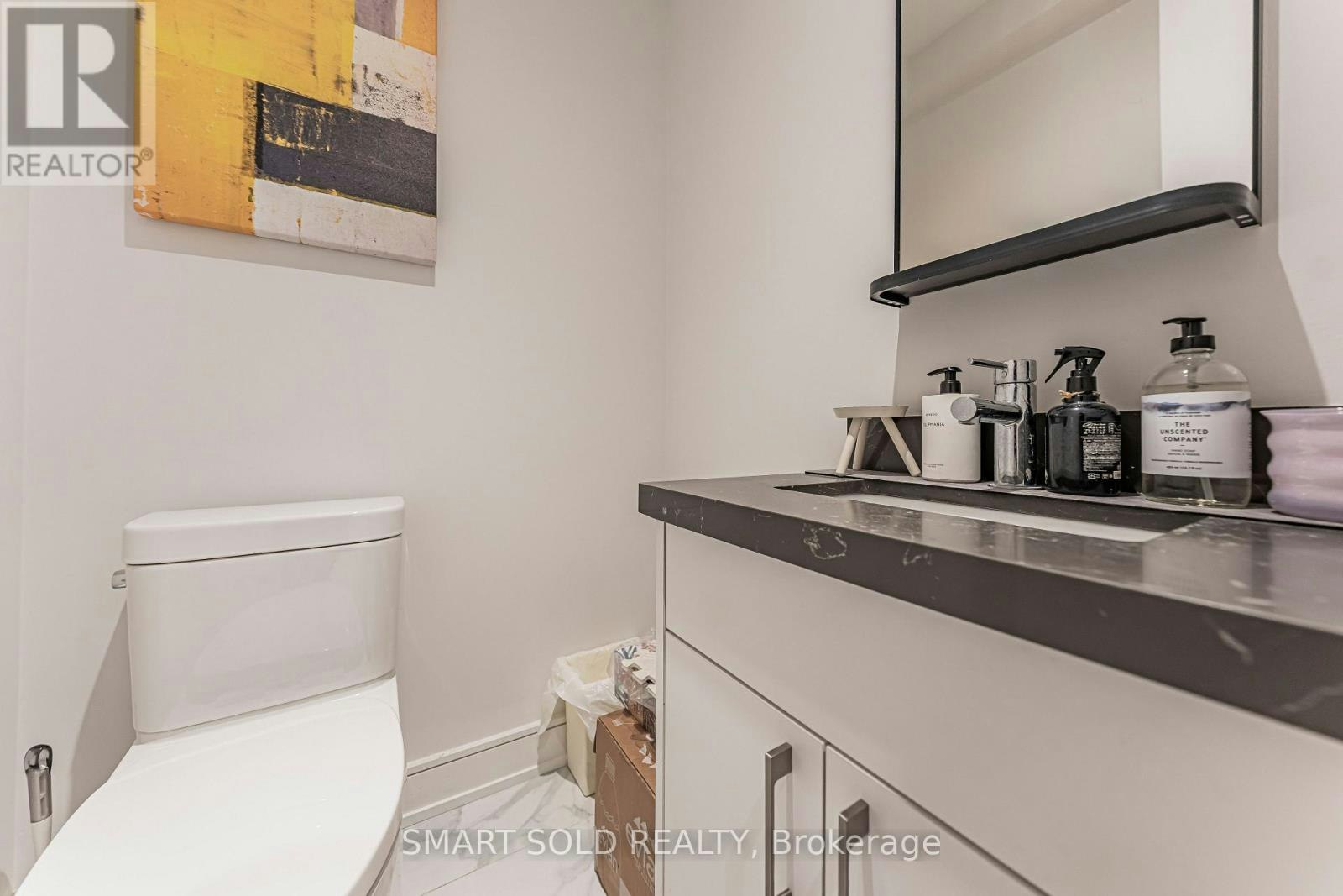 9 Flax Field Lane, Toronto, ON, M2N 0L5 - 4