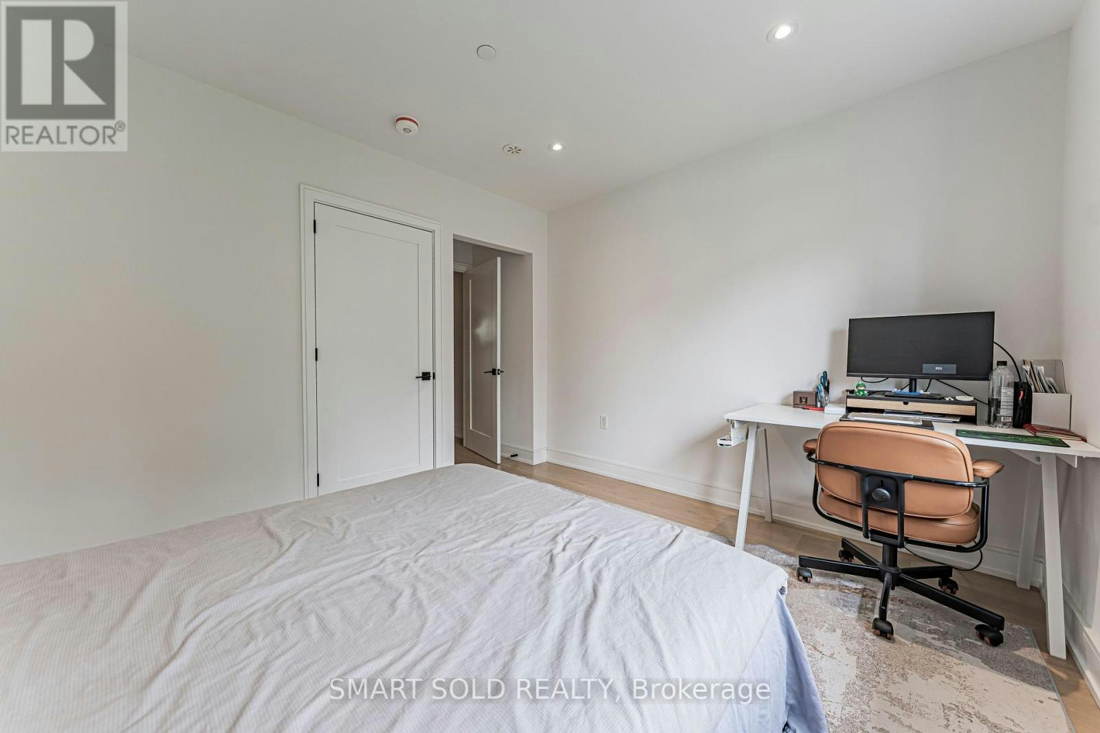 9 Flax Field Lane, Toronto, ON, M2N 0L5 - 13