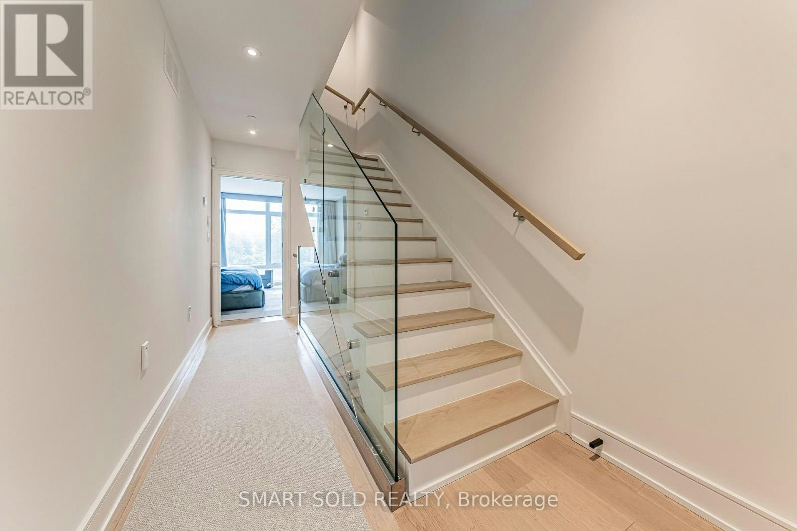 9 Flax Field Lane, Toronto, ON, M2N 0L5 - 11