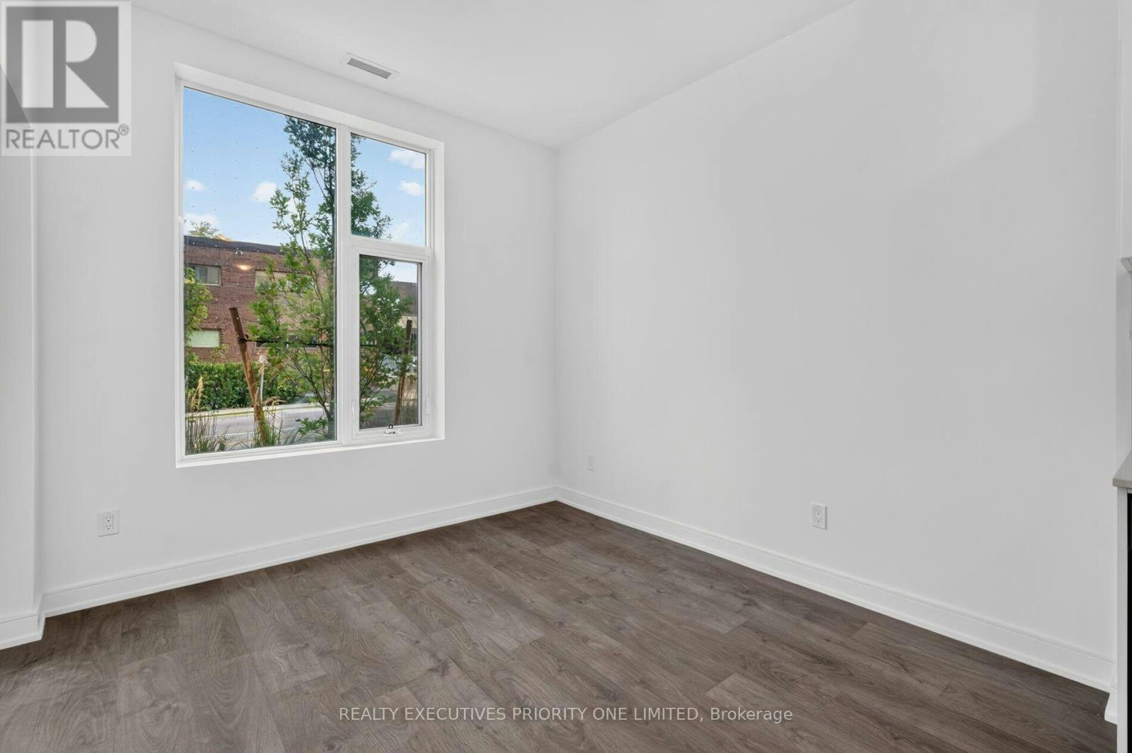 A103-705 Davis Drive, Newmarket, ON, L3Y 0J1 - 14