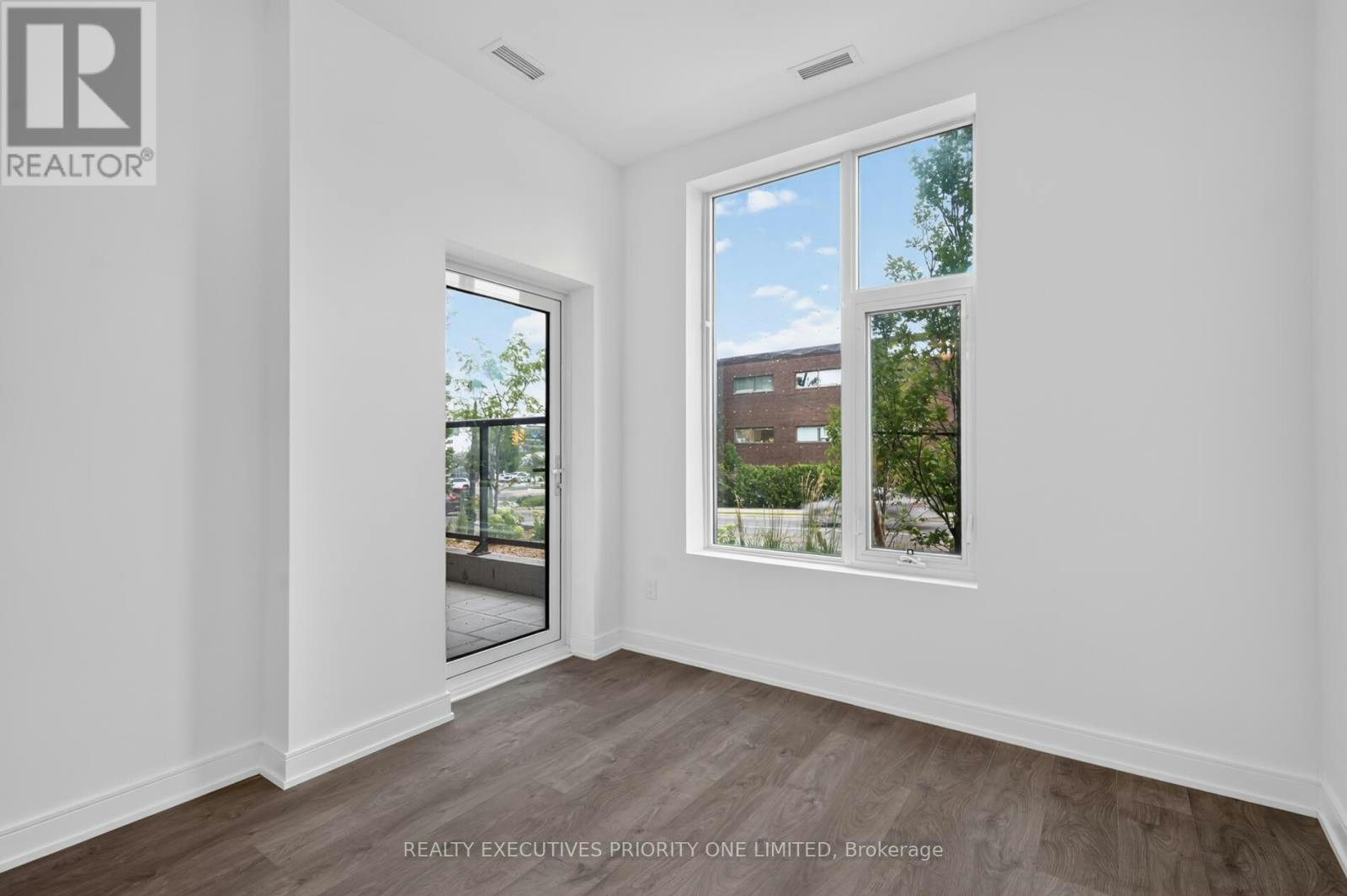 A103-705 Davis Drive, Newmarket, ON, L3Y 0J1 - 13