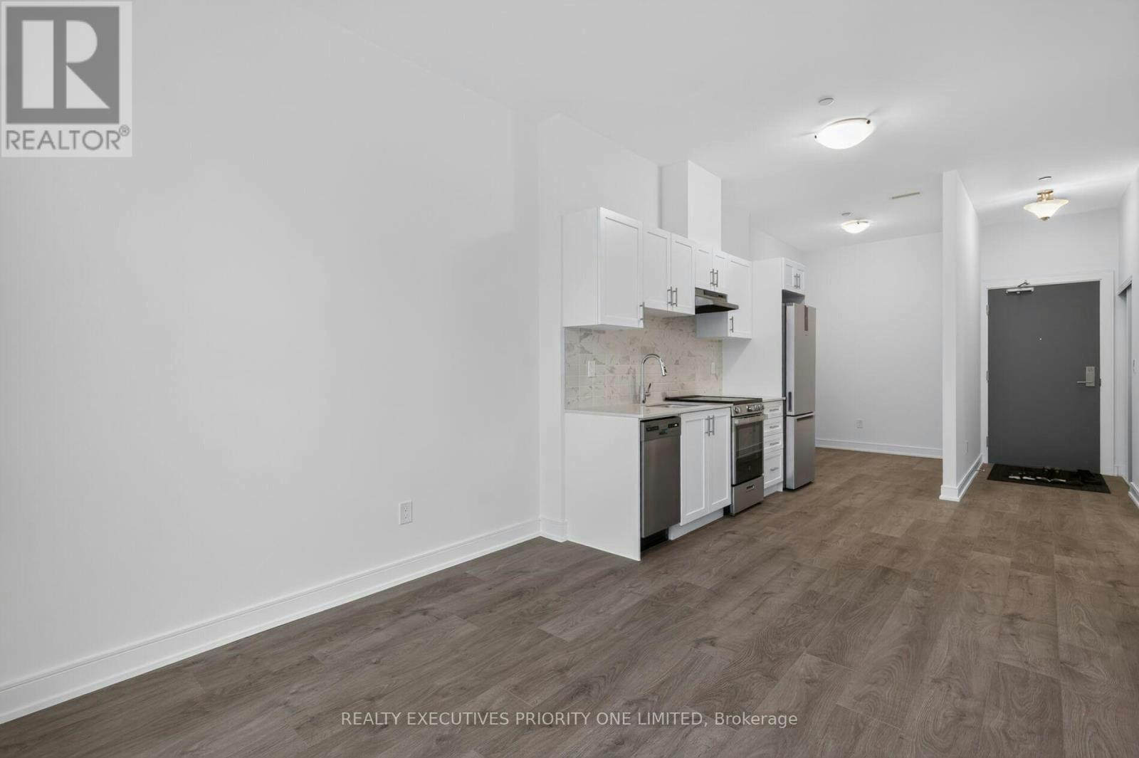 A103-705 Davis Drive, Newmarket, ON, L3Y 0J1 - 12