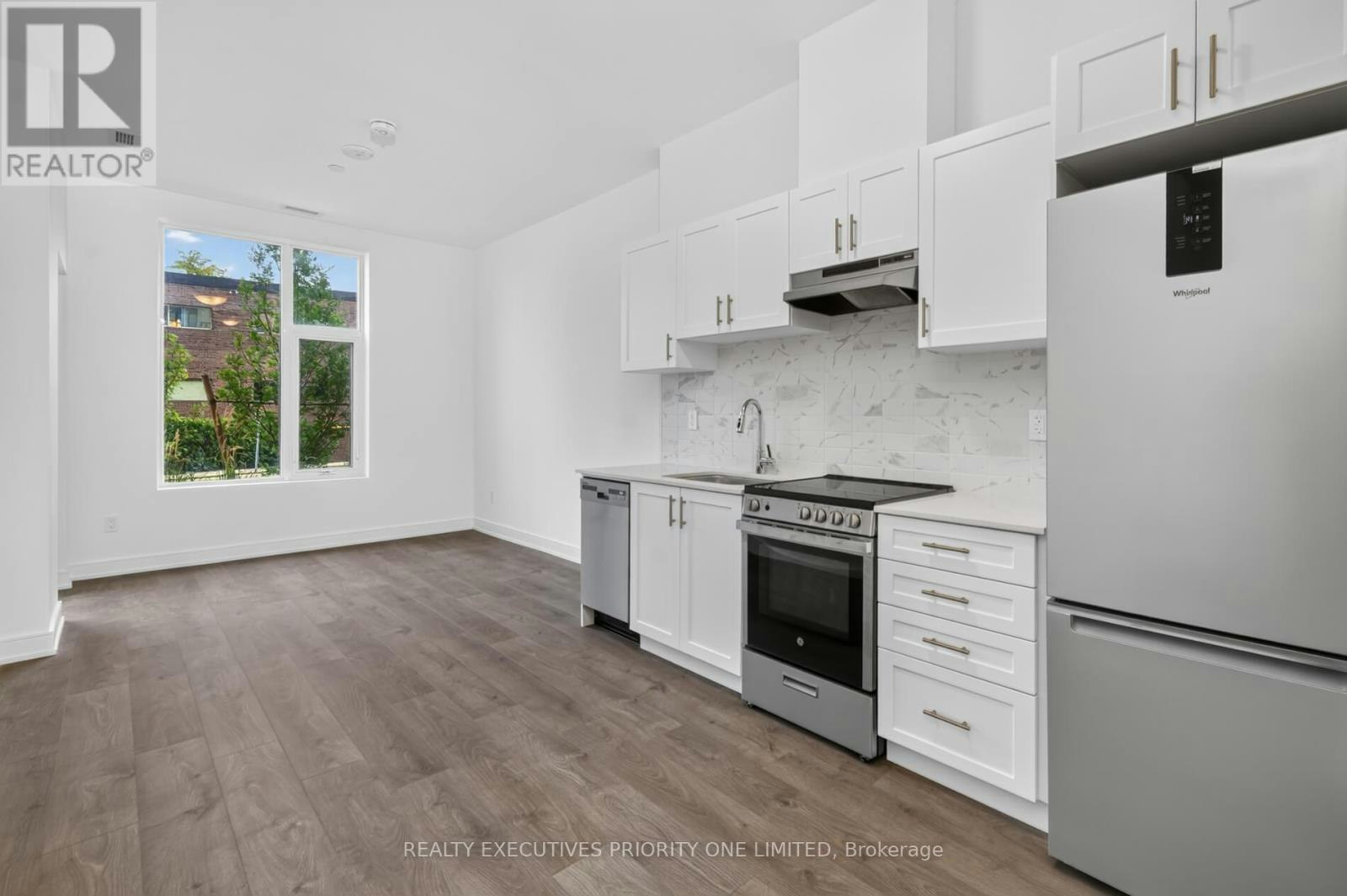 A103-705 Davis Drive, Newmarket, ON, L3Y 0J1 - 8