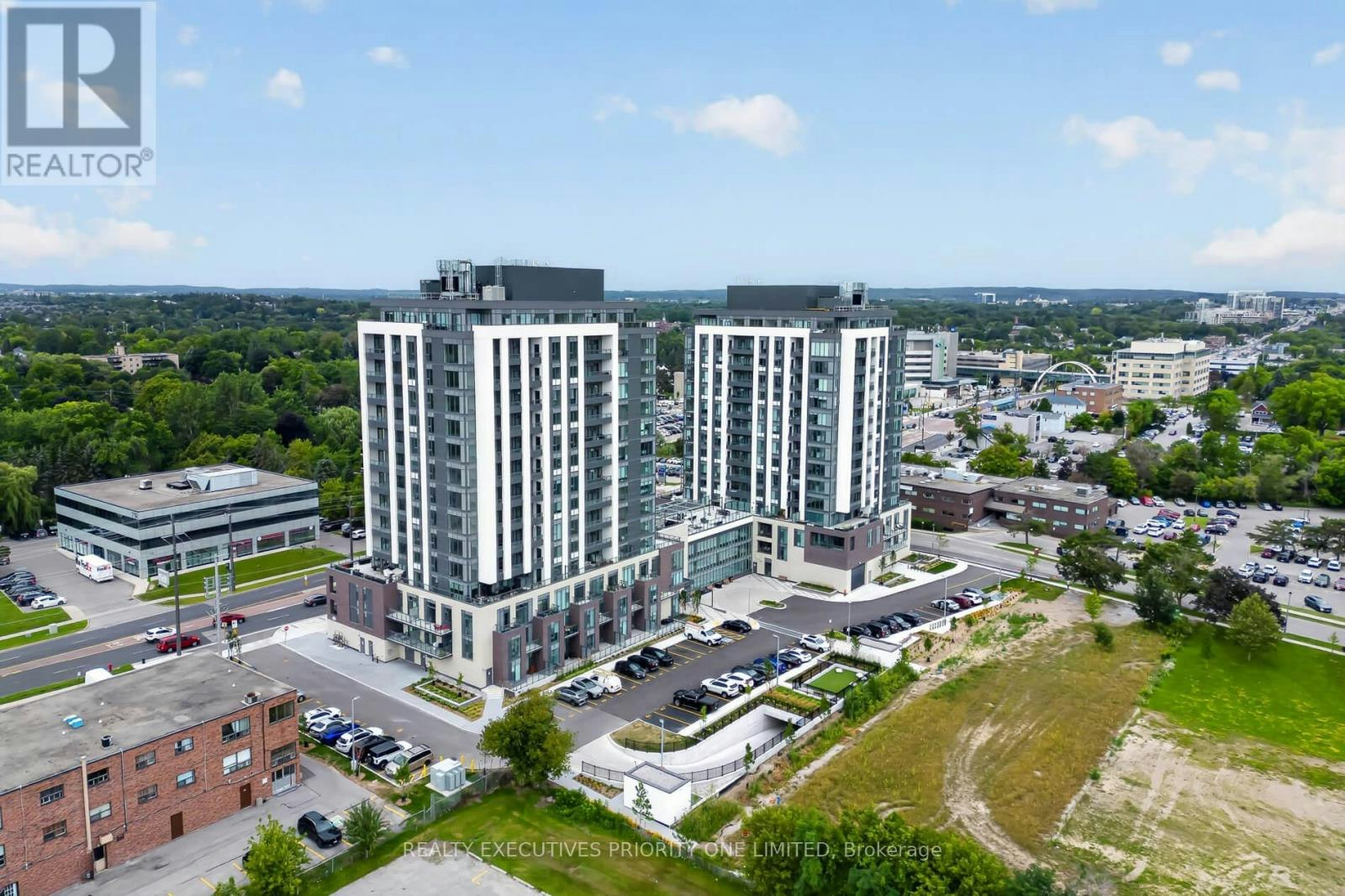 A103-705 Davis Drive, Newmarket, ON, L3Y 0J1 - 37