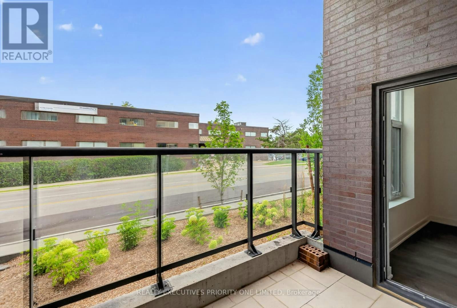 A103-705 Davis Drive, Newmarket, ON, L3Y 0J1 - 19