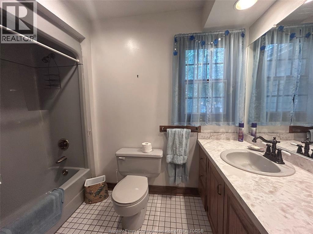 1720 Orford Street, Lasalle, ON, N9J 1X3 - 13