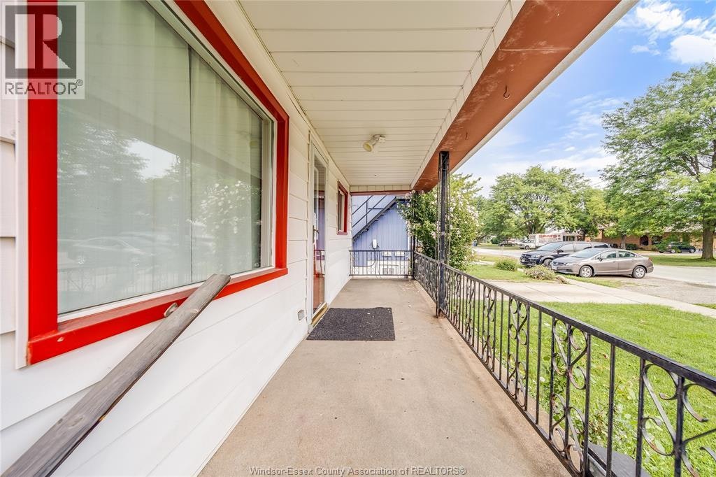2669 Parent Avenue, Windsor, ON, N8X 3K6 - 4