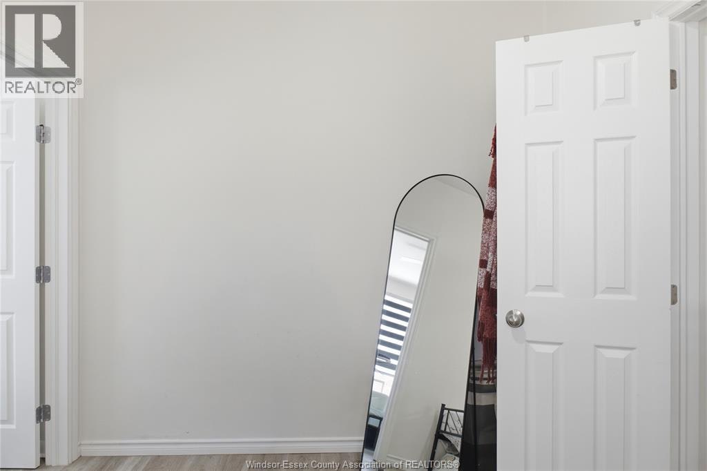 2-372 Lincoln Road, Windsor, ON, N8Y 2G4 - 12