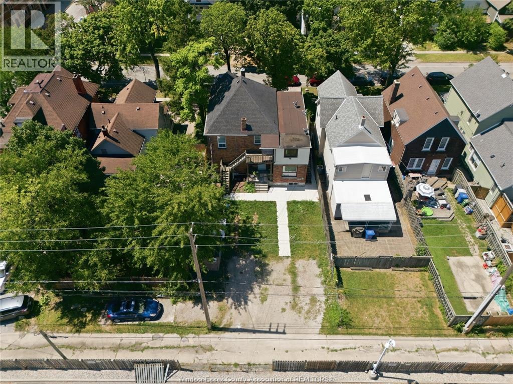 2-372 Lincoln Road, Windsor, ON, N8Y 2G4 - 18