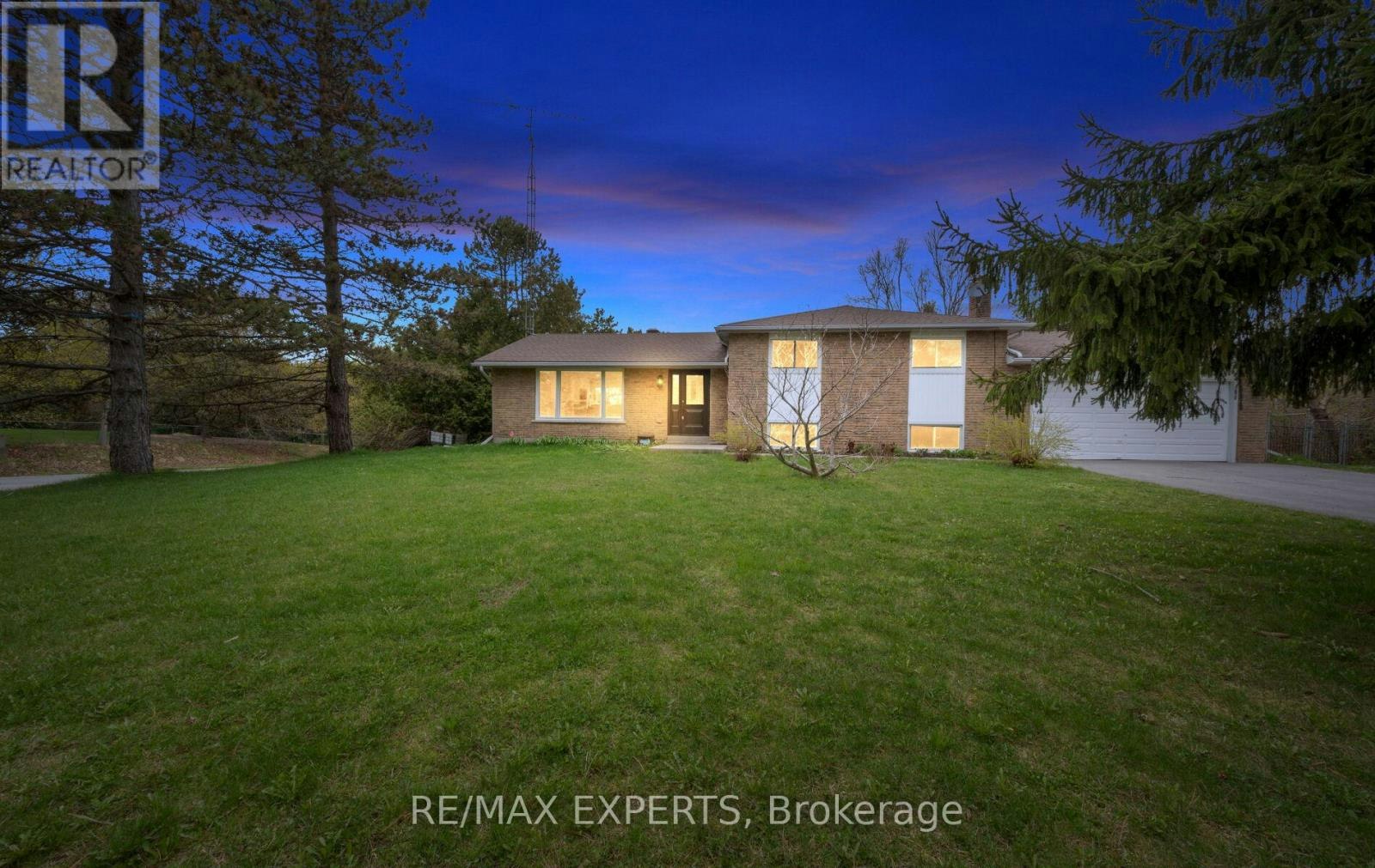 12 Simon Drive, Adjala-Tosorontio, ON, L0G 1L0