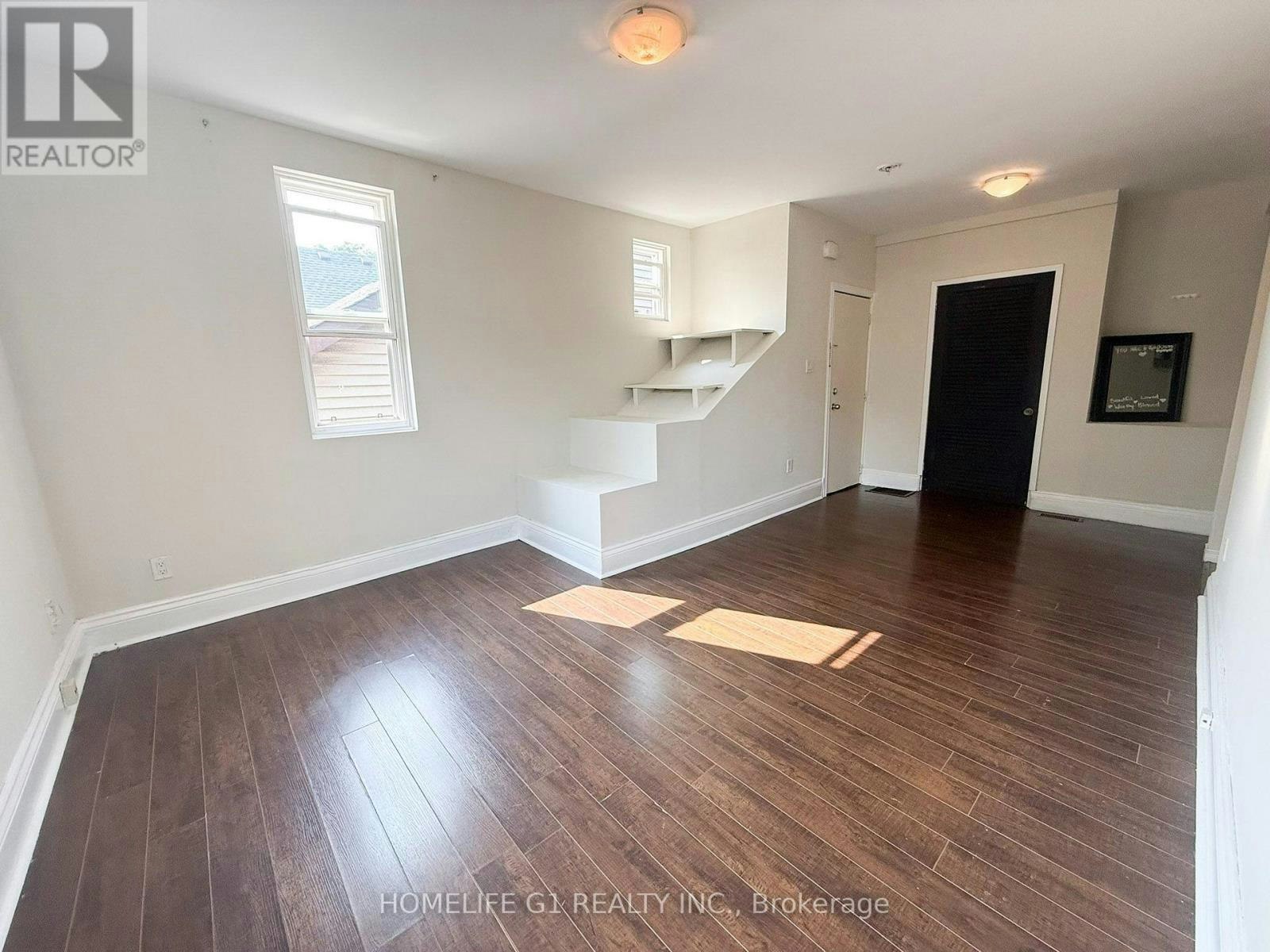 2-288 Hunter Street W, Hamilton, ON, L8P 1S3 - 2