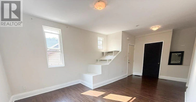 2-288 Hunter Street W, Hamilton, ON, L8P 1S3 - 2