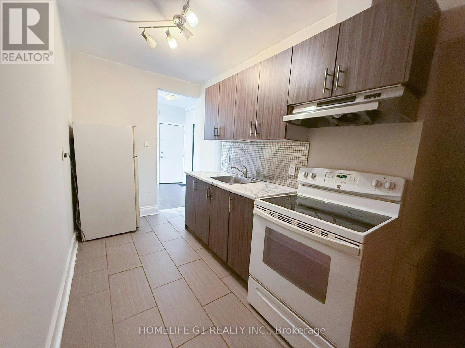 2-288 Hunter Street W, Hamilton, ON, L8P 1S3 - 9