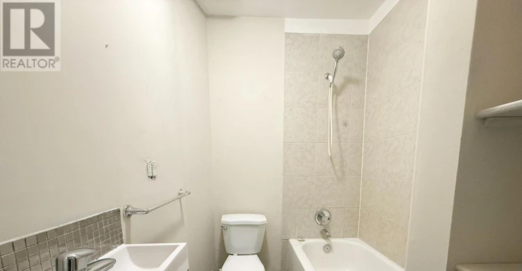 2-288 Hunter Street W, Hamilton, ON, L8P 1S3 - 11