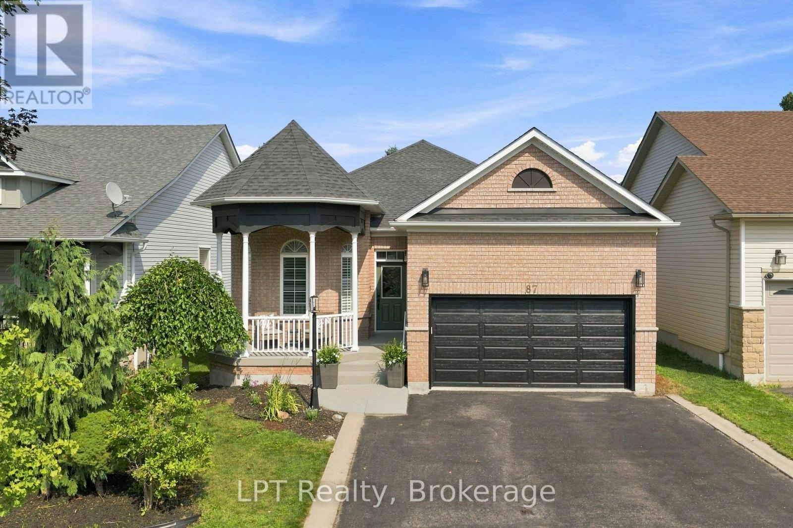 87 Darius Harns Drive, Whitby, ON, L1M 2G2