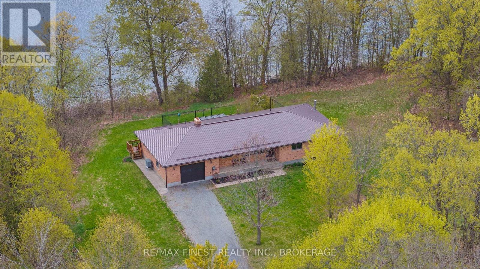 4834 Battersea Road, South Frontenac, ON, K0H 1H0