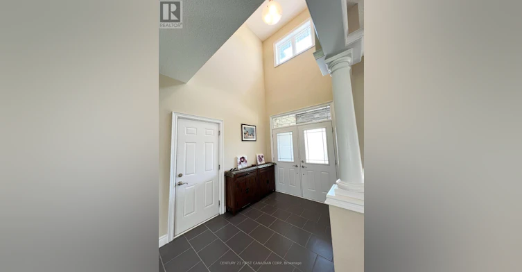 75 Bradwell Chase, London, ON, N6G 0P3 - 2
