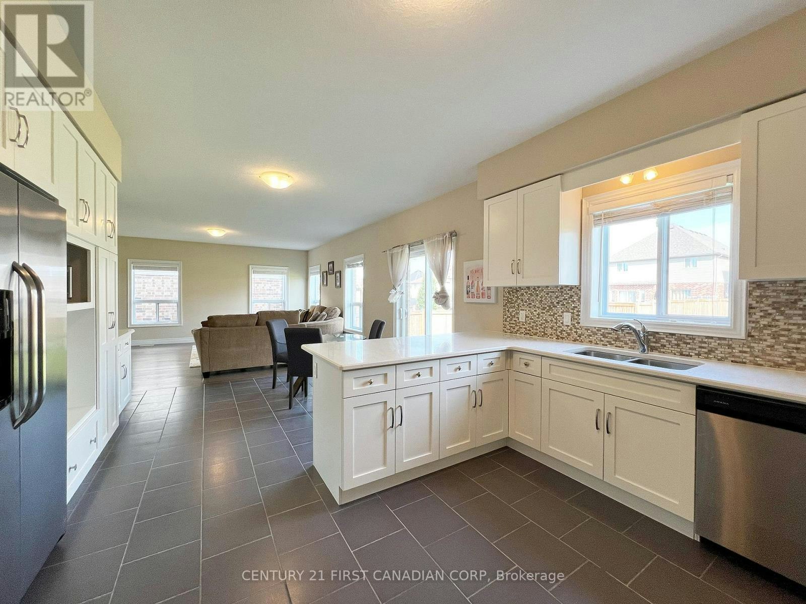 75 Bradwell Chase, London, ON, N6G 0P3 - 6