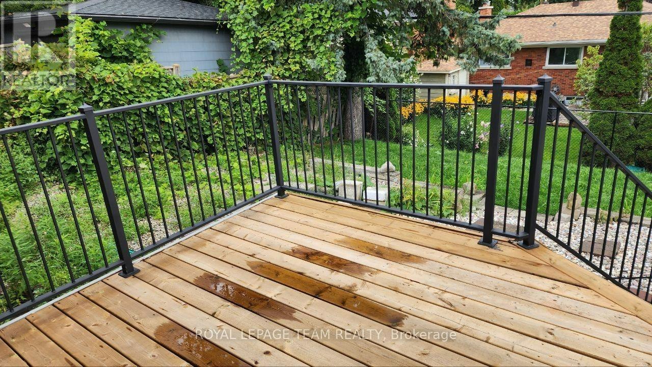 UPSTRS-1015 Pinecrest Road, Ottawa, ON, K2B 6B6 - 17