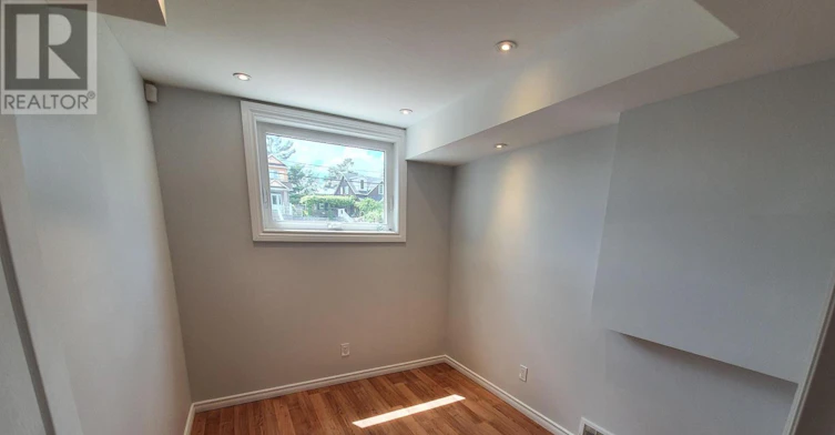 UPSTRS-1015 Pinecrest Road, Ottawa, ON, K2B 6B6 - 13