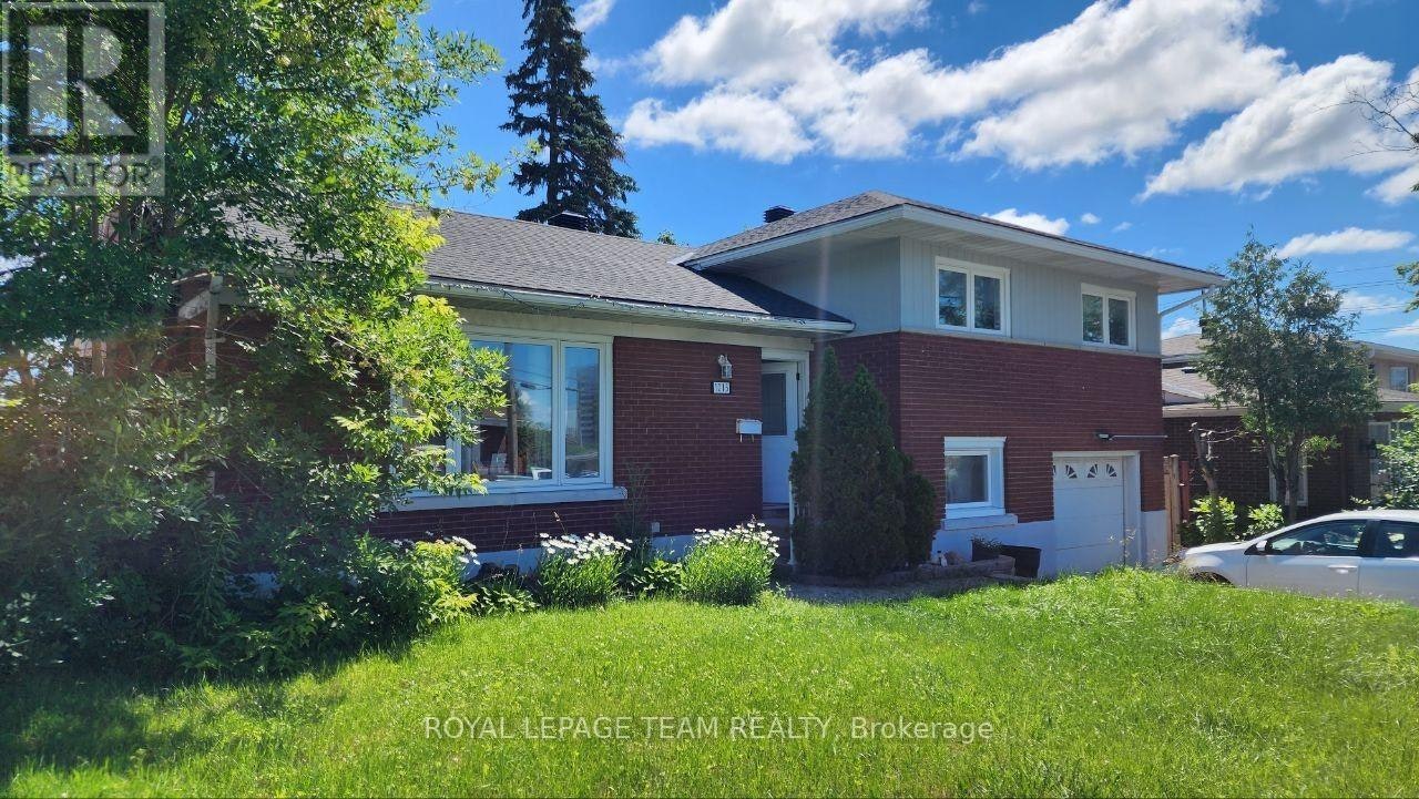 UPSTRS-1015 Pinecrest Road, Ottawa, ON, K2B 6B6