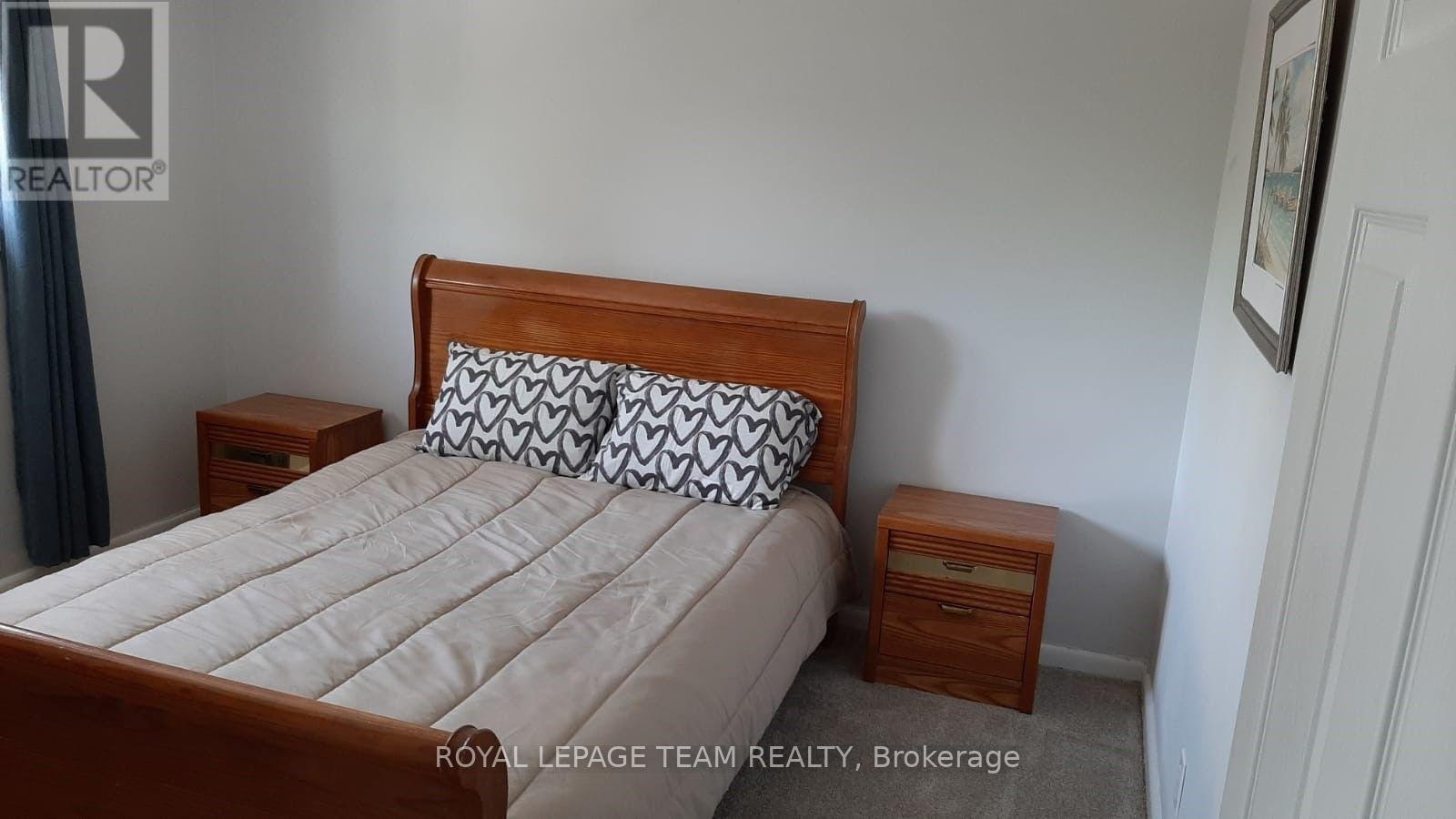 UPSTRS-1015 Pinecrest Road, Ottawa, ON, K2B 6B6 - 3