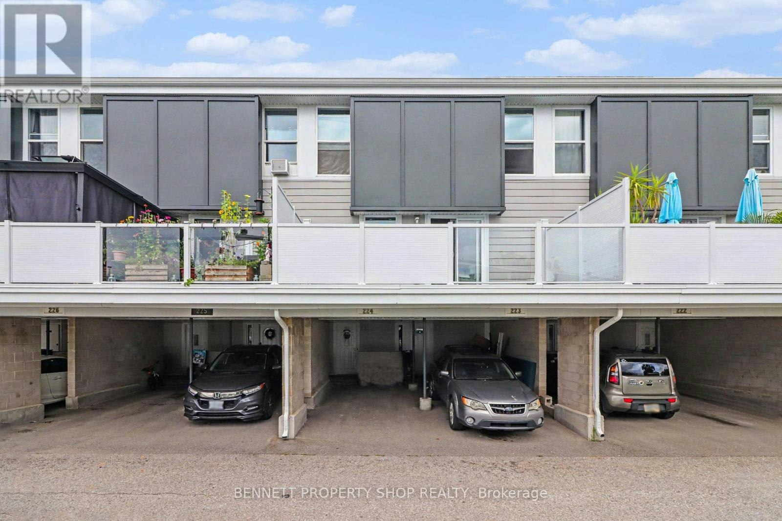 224-3445 Uplands Drive, Ottawa, ON, K1V 9N6