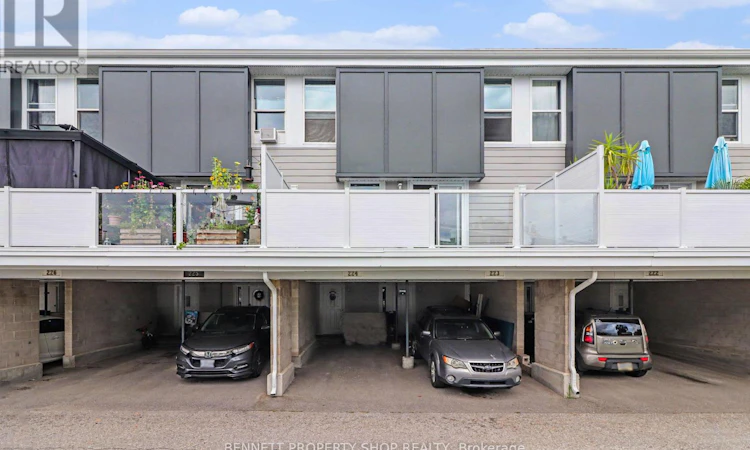 224-3445 Uplands Drive
