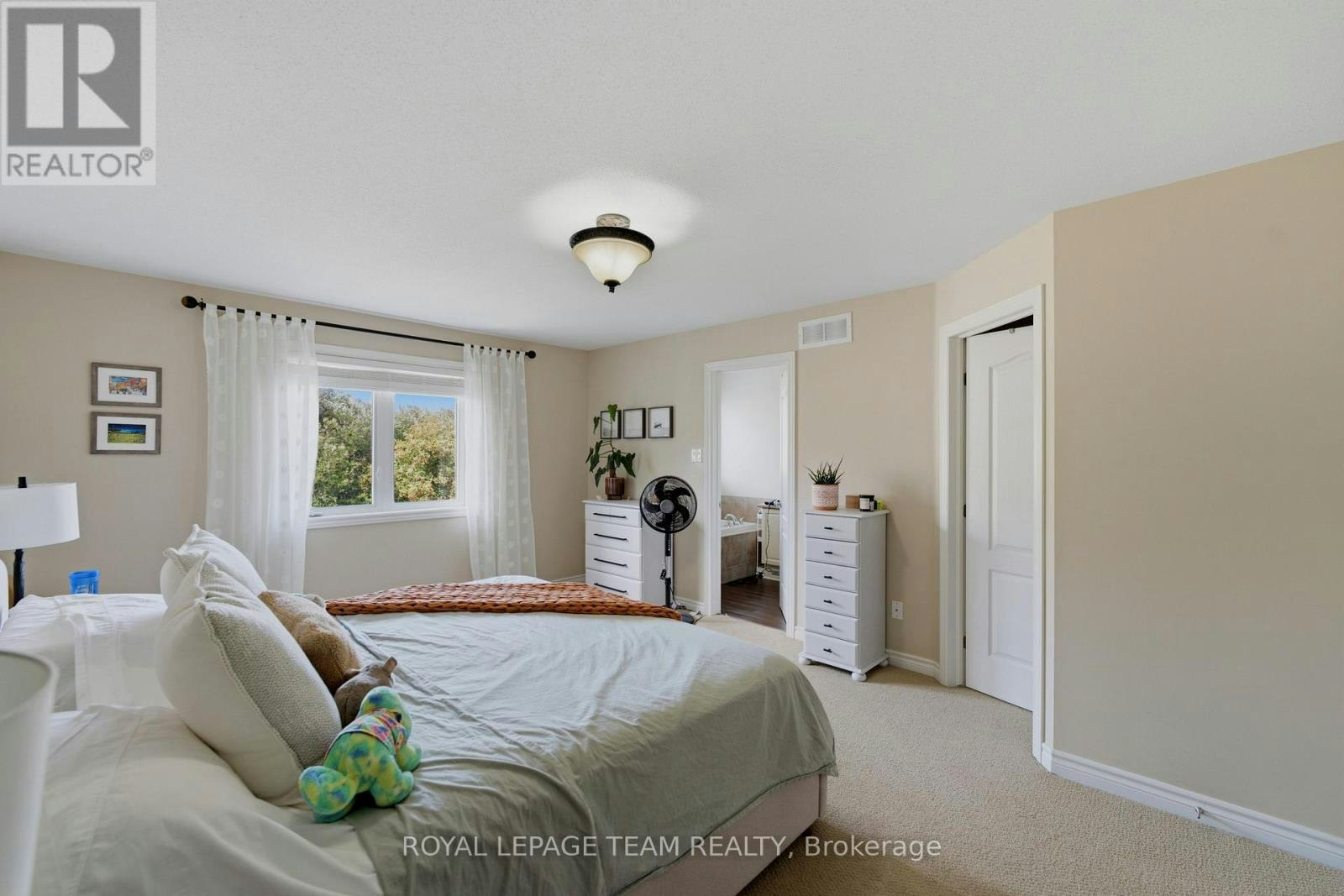 216 Horseshoe Crescent, Ottawa, ON, K2S 0B8 - 38
