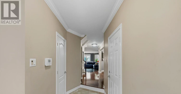 216 Horseshoe Crescent, Ottawa, ON, K2S 0B8 - 11