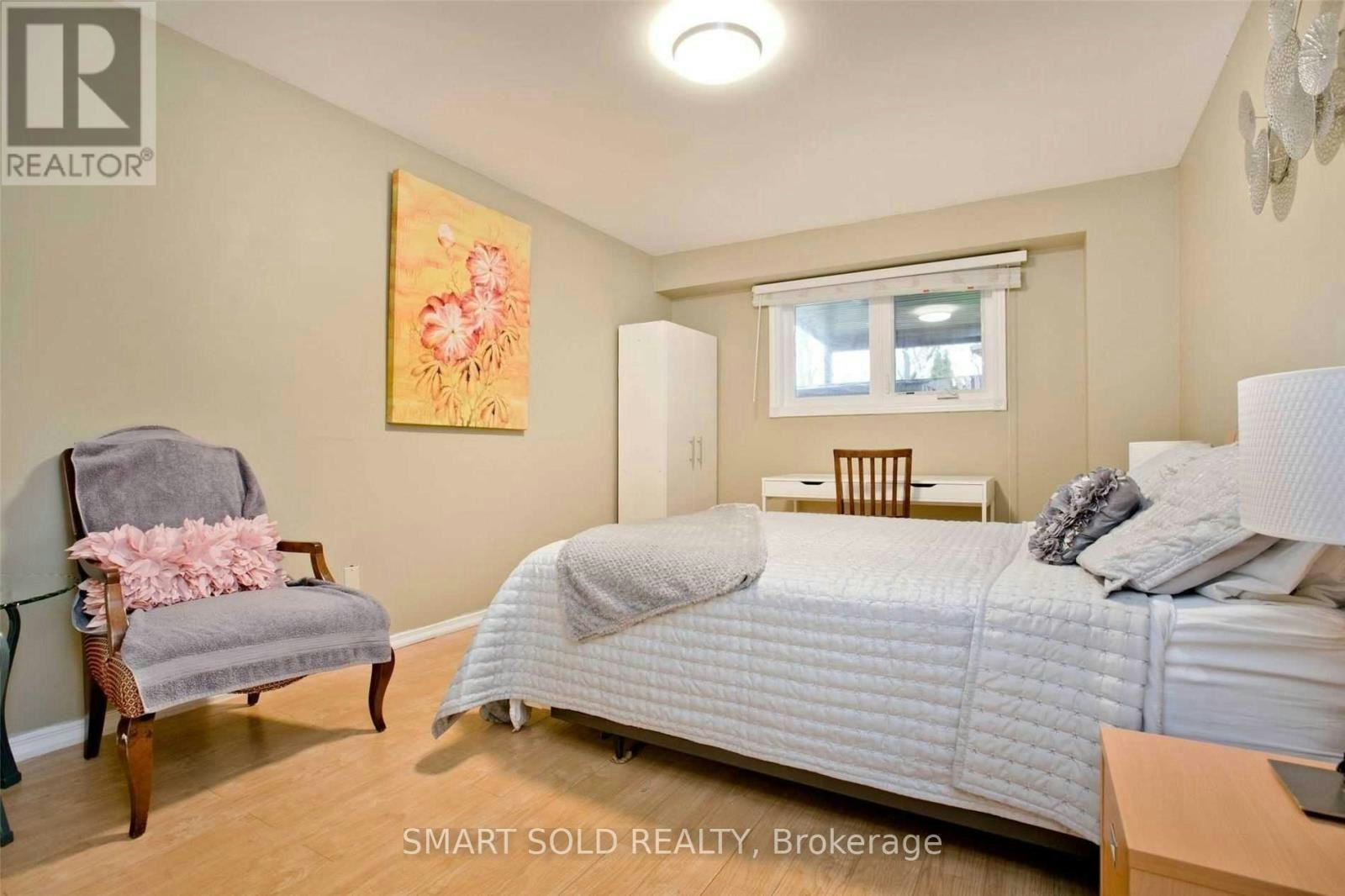 UPPER-40 Mintwood Drive, Toronto, ON, M2M 3A7 - 9