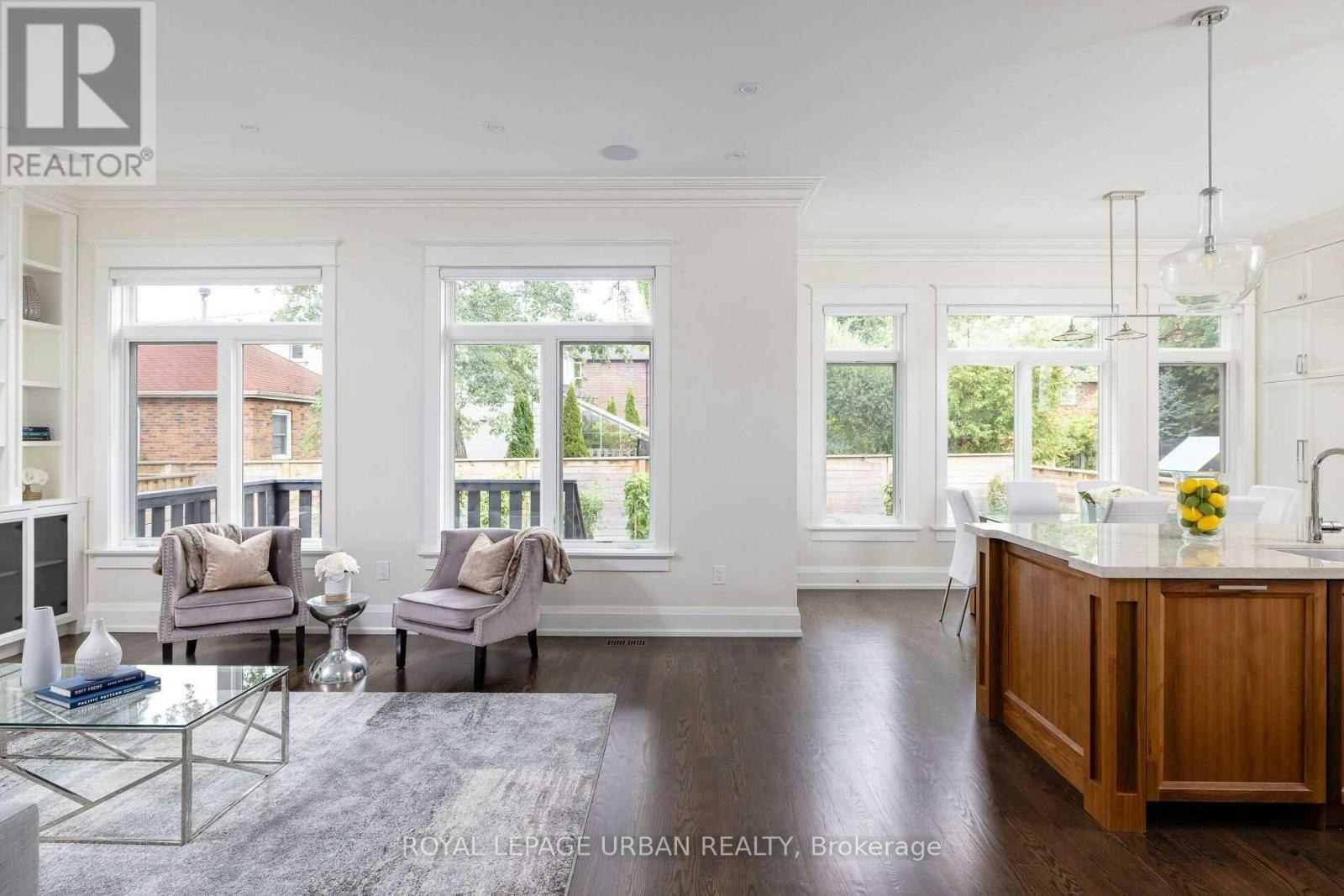 70 Parkview Hill Crescent, Toronto, ON, M4B 1R4 - 12