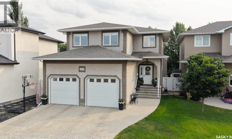 2806 Sunninghill Crescent