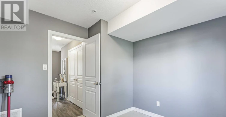 47 Scarlett Common, St. Catharines, ON, L2P 0C4 - 6