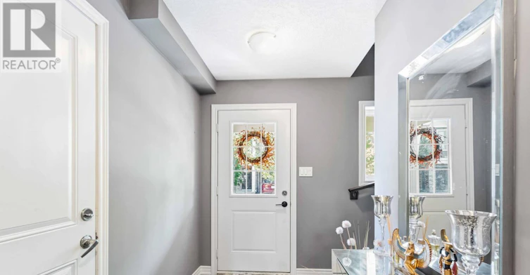 47 Scarlett Common, St. Catharines, ON, L2P 0C4 - 4