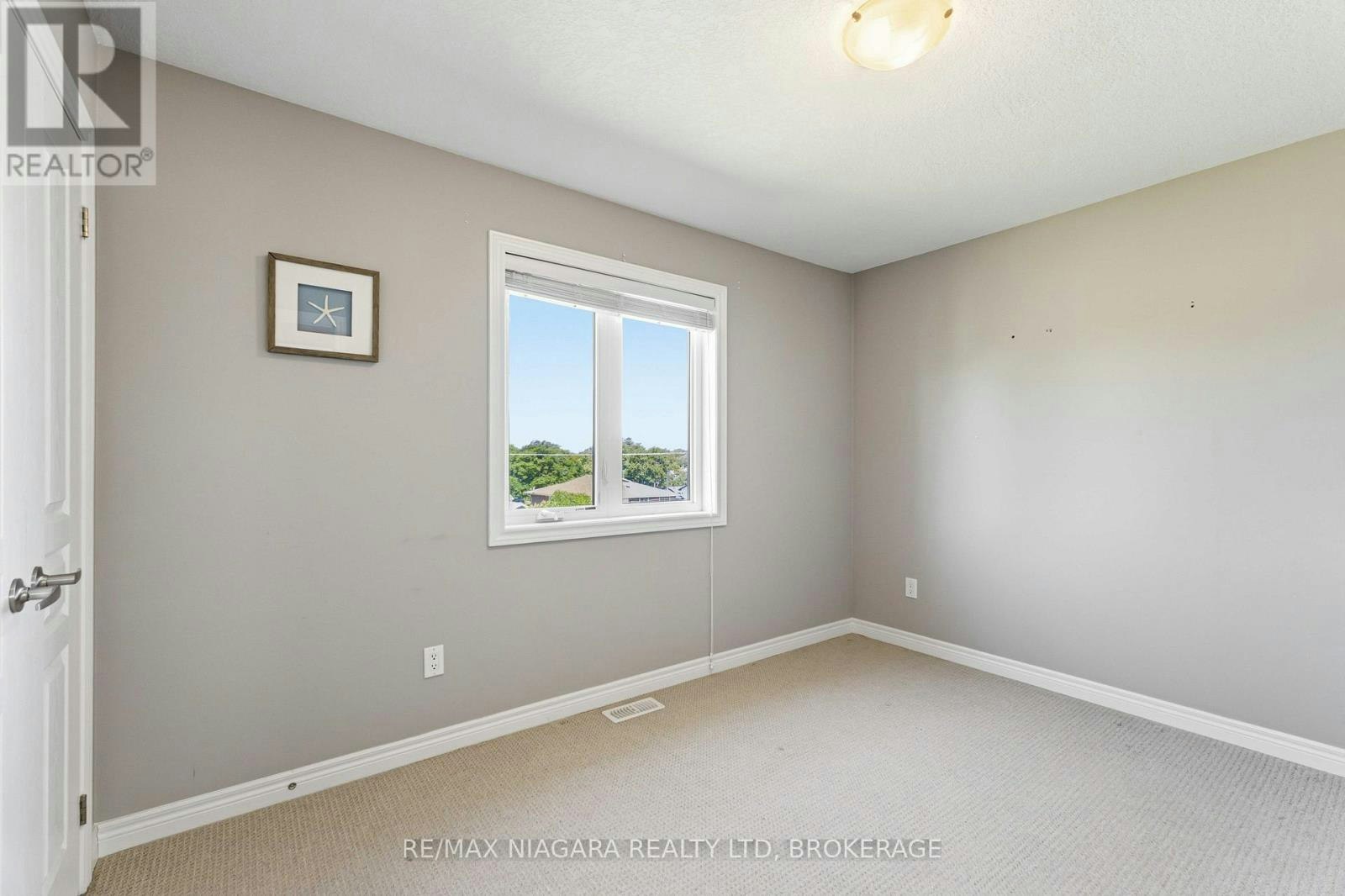 47 Scarlett Common, St. Catharines, ON, L2P 0C4 - 21