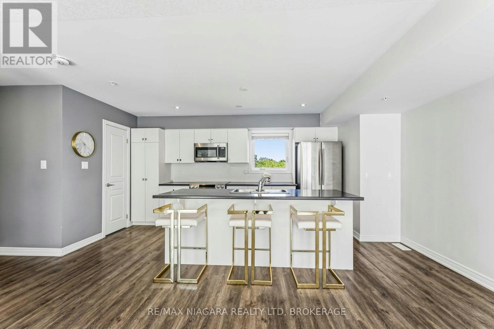 47 Scarlett Common, St. Catharines, ON, L2P 0C4 - 10