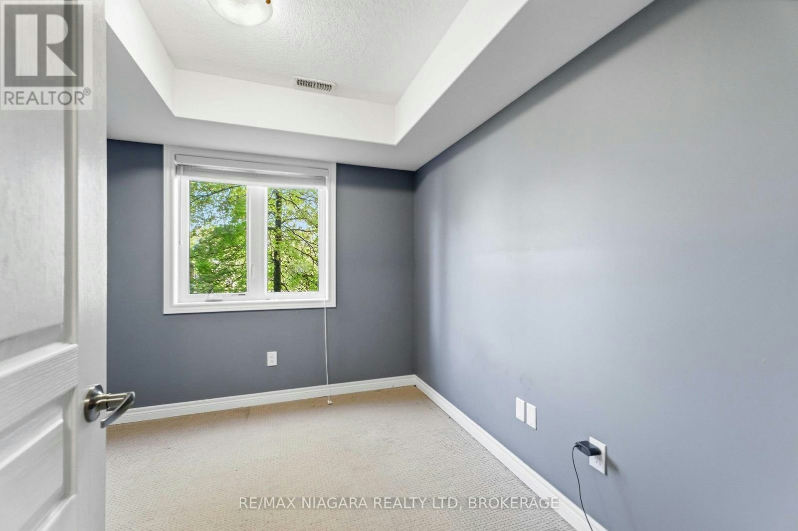 47 Scarlett Common, St. Catharines, ON, L2P 0C4 - 5