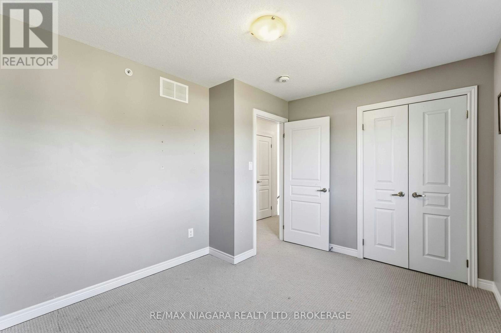 47 Scarlett Common, St. Catharines, ON, L2P 0C4 - 22
