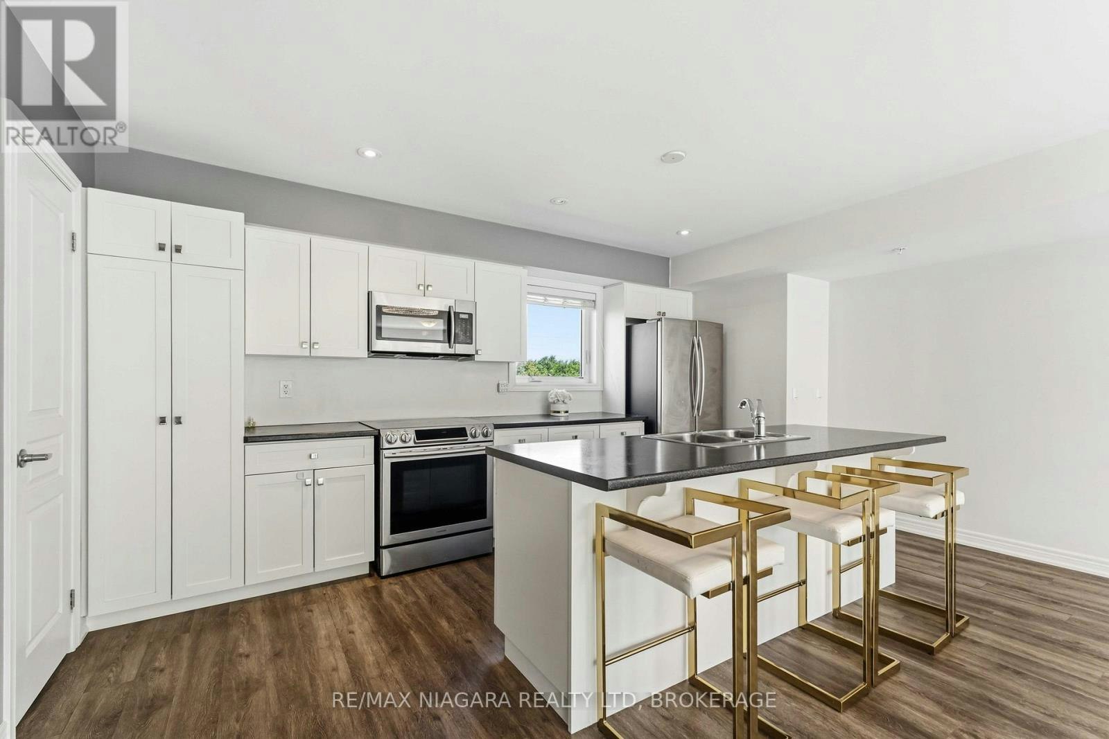 47 Scarlett Common, St. Catharines, ON, L2P 0C4 - 12