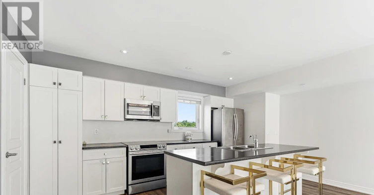 47 Scarlett Common, St. Catharines, ON, L2P 0C4 - 12