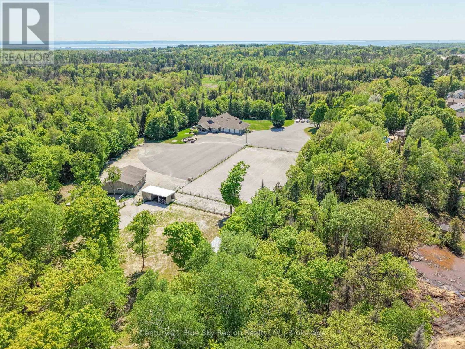 395 Carmichael Drive, North Bay, ON, P1B 8G2