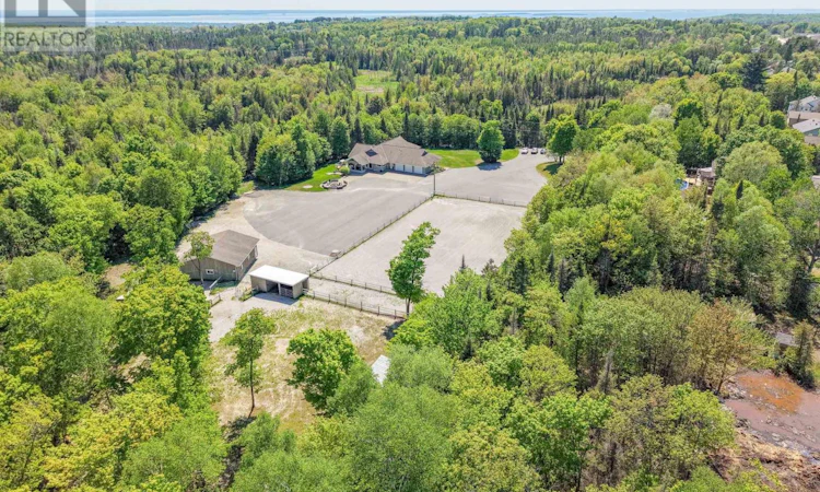 395 Carmichael Drive