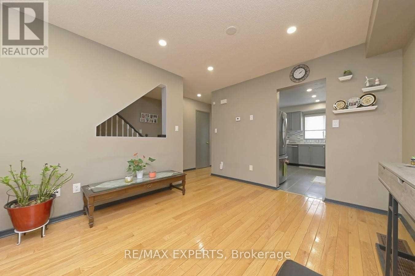 3-65 Brickyard Way, Brampton, ON, L6V 4M2 - 7