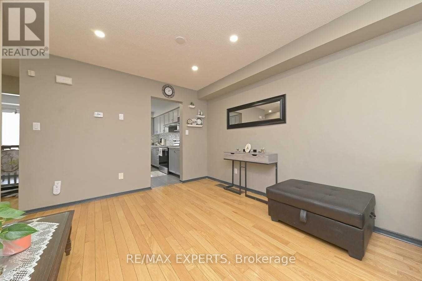 3-65 Brickyard Way, Brampton, ON, L6V 4M2 - 8