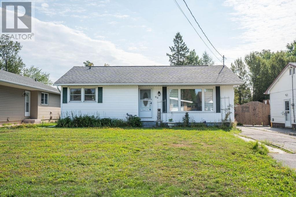 96 Glenholme Drive, Sault Ste. Marie, ON, P6A 4C3