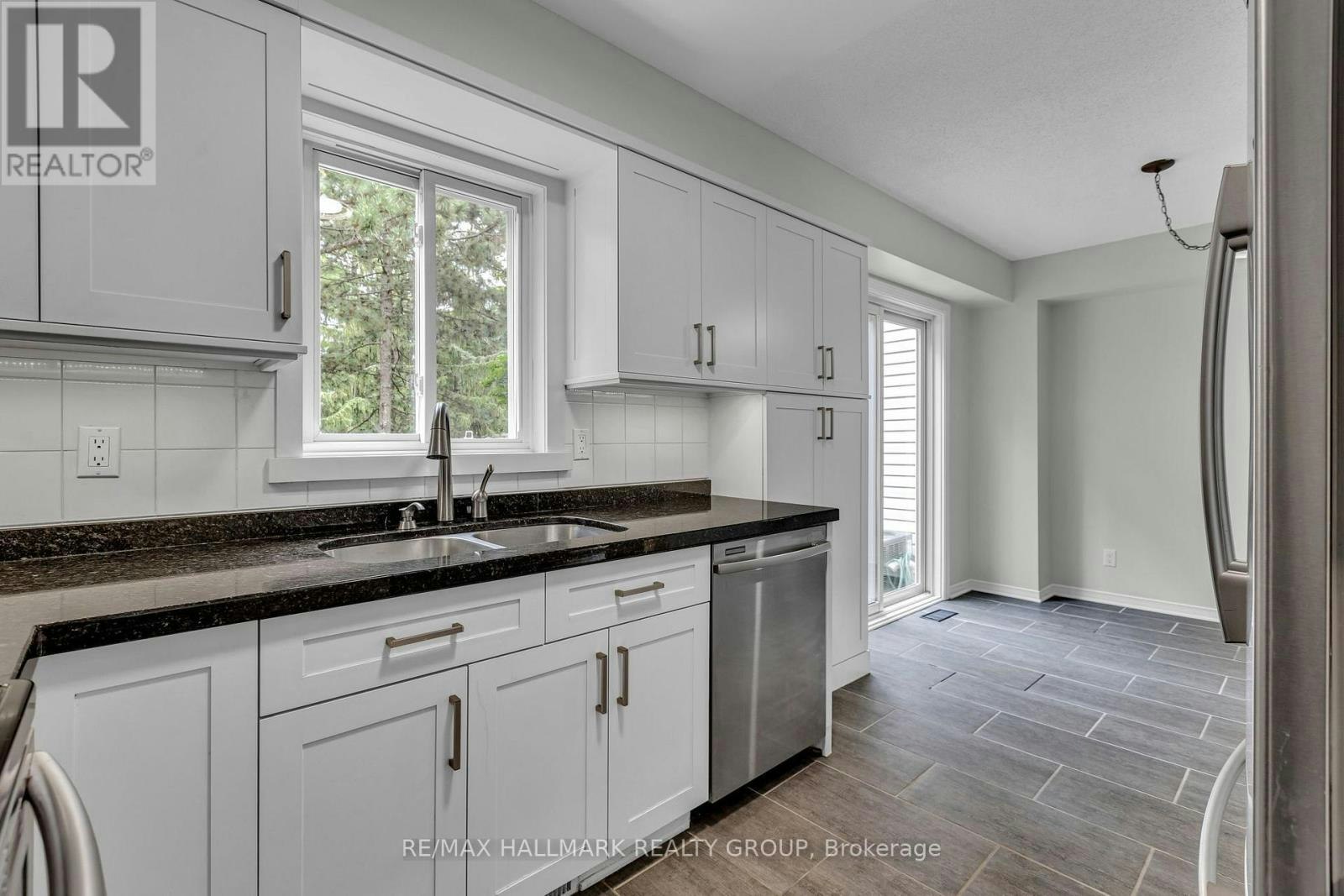 146 College Circle, Ottawa, ON, K1K 4S1 - 16