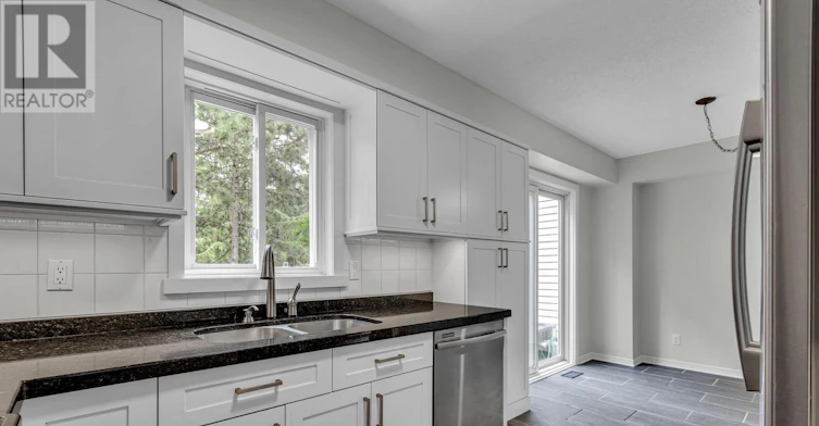 146 College Circle, Ottawa, ON, K1K 4S1 - 16