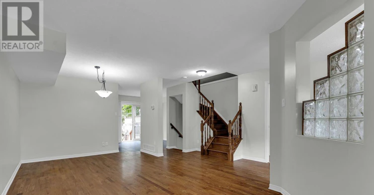 146 College Circle, Ottawa, ON, K1K 4S1 - 8