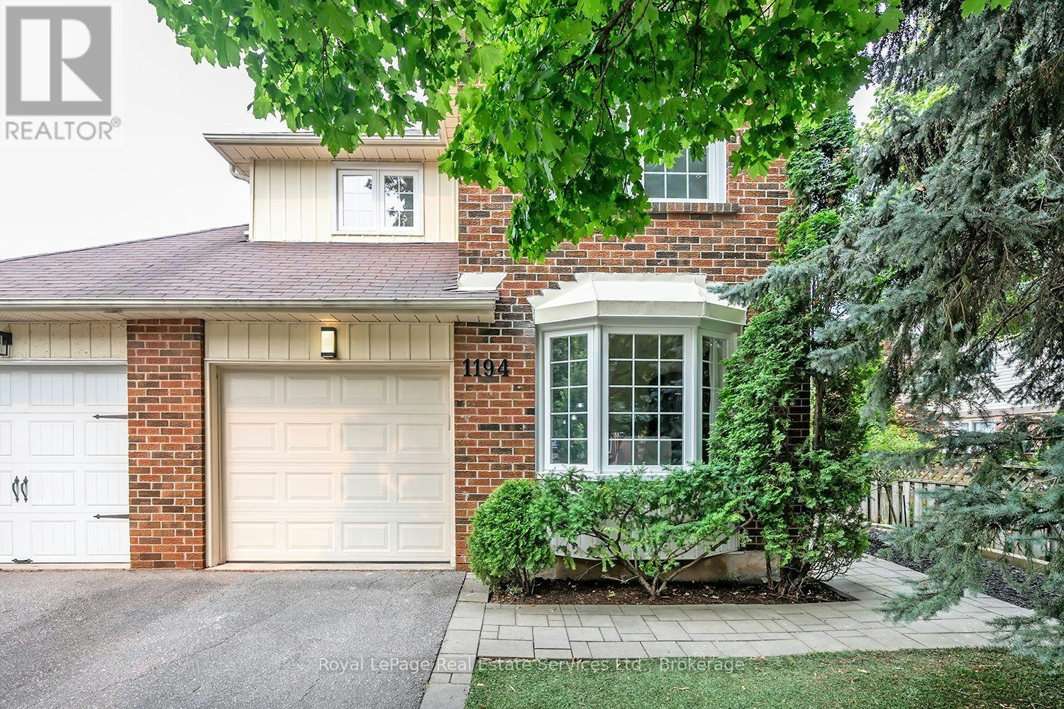 1194 Potters Wheel Crescent, Oakville, ON, L6M 1J2